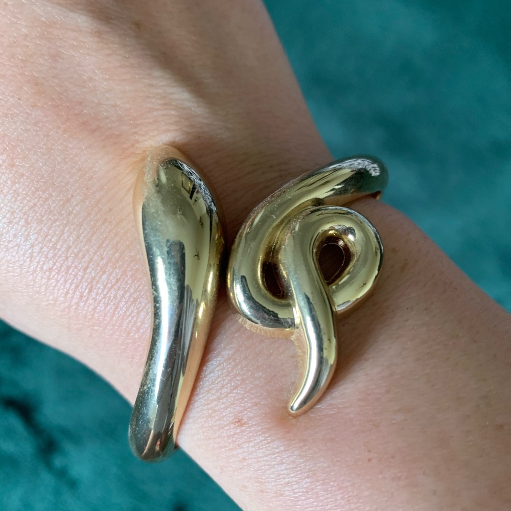 Gold snake bracelet  (NWOT)
